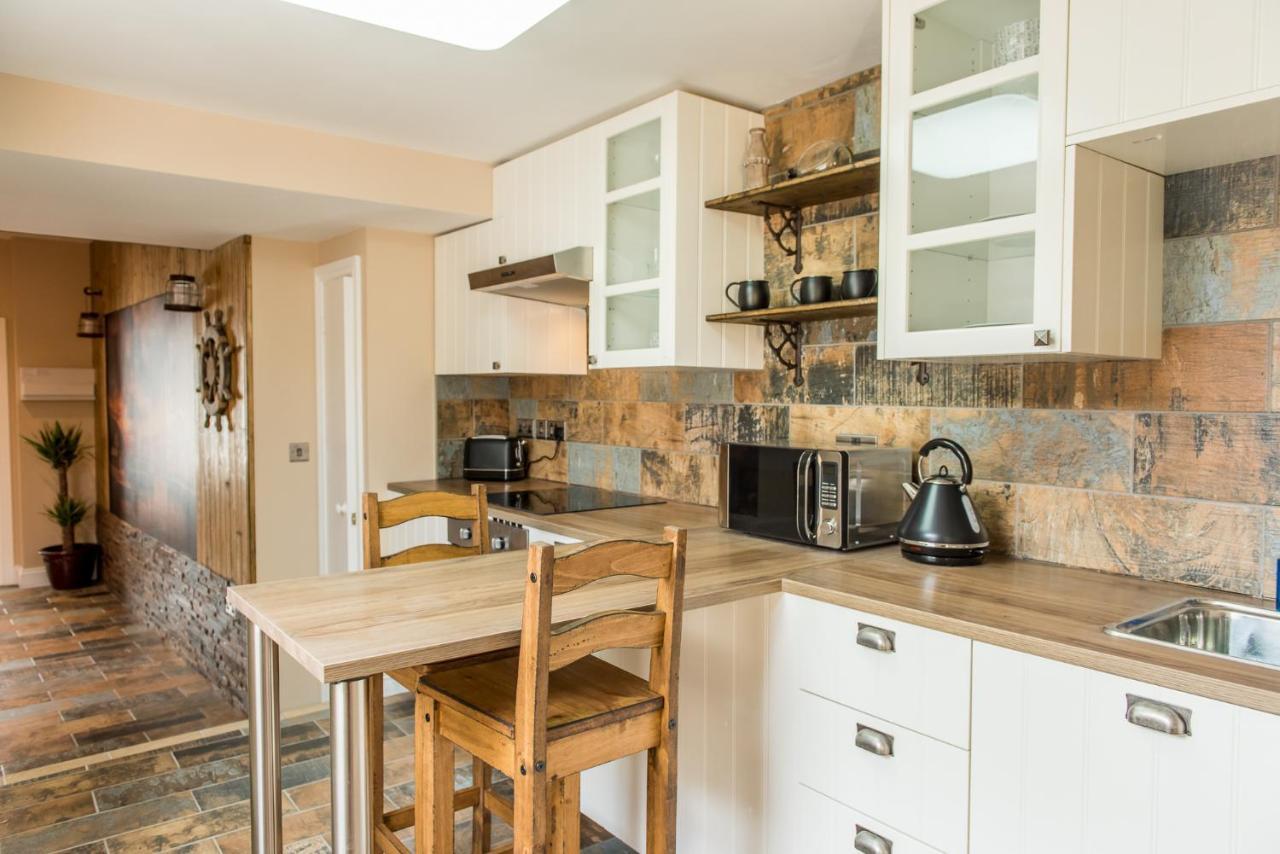 Deluxe Rustic Charlestown Themed Apartment St Austell Esterno foto